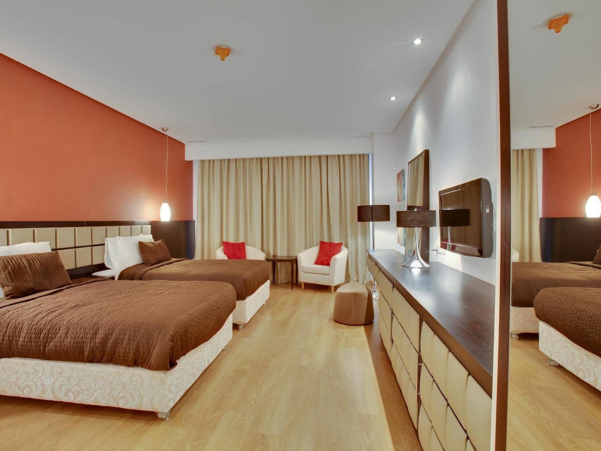The Rester Hotel Kuwait City Ngoại thất bức ảnh